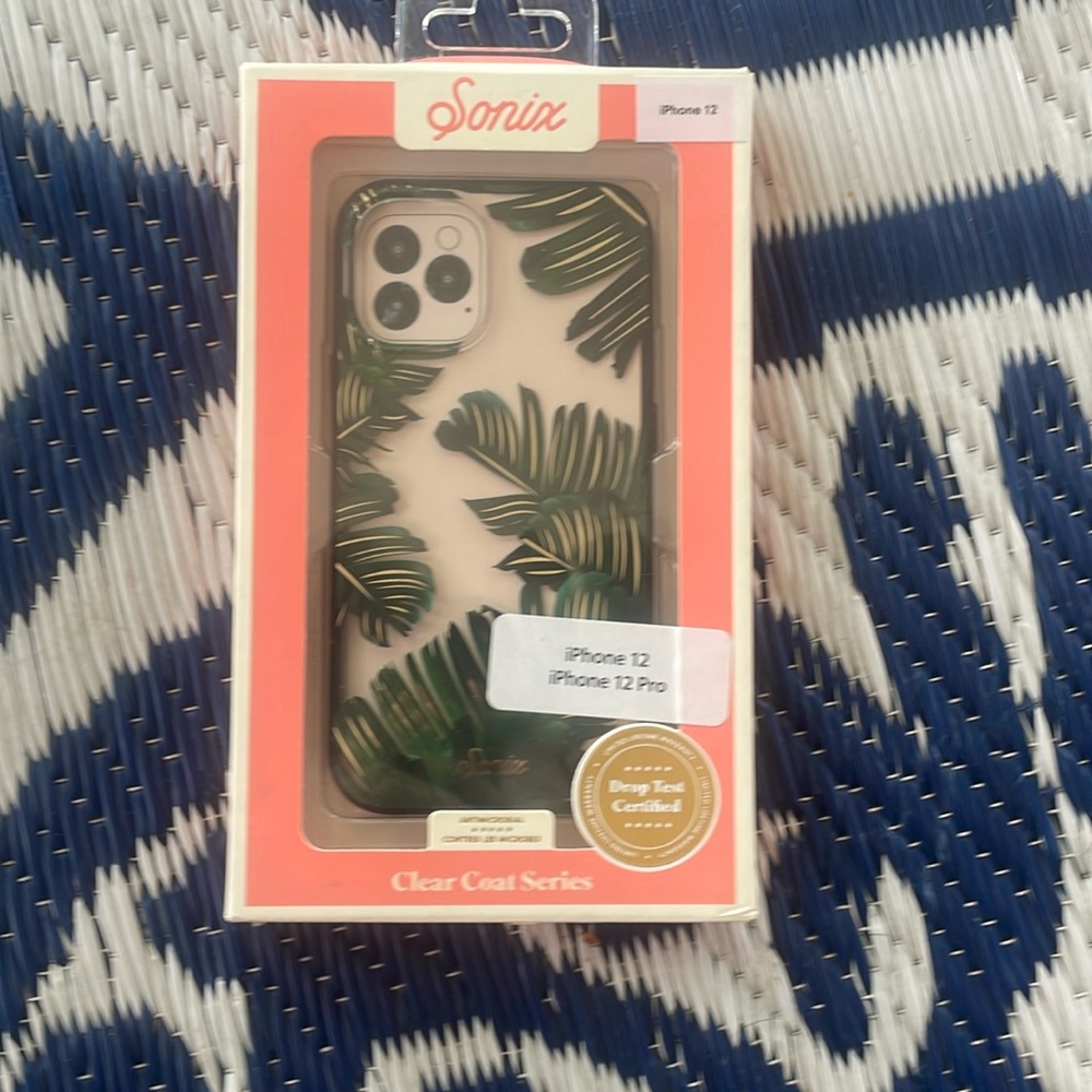 iPhone 12 and iPhone 12 Pro phone case never opened
